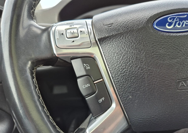Ford Mondeo cena 22900 przebieg: 228000, rok produkcji 2009 z Radom małe 379